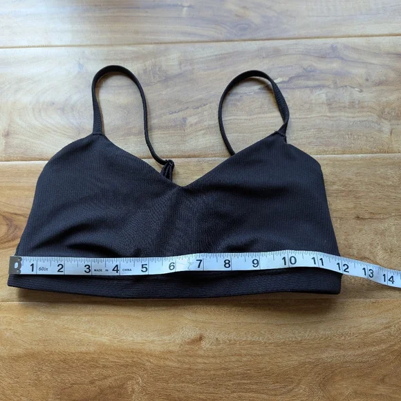 All In Motion Fine Ribbed Black Sports Bra Size Small - Picture 4 of 4